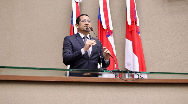 Daniel Almeida repudia ataque xenofóbico contra a Zona Franca de Manaus