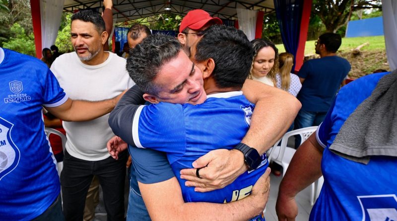 David Almeida participa da inauguração de centro de recuperação em Manaus