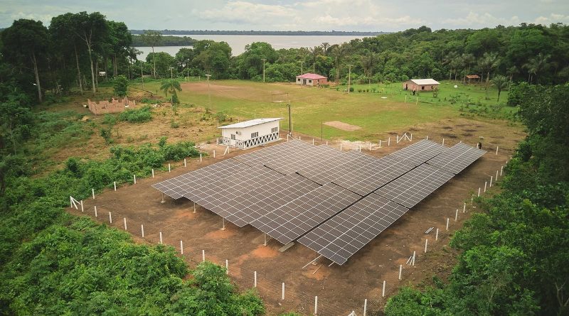 Energia solar transforma comunidade indígena no Amazonas