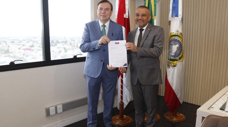 OAB Amazonas entrega lista sêxtupla ao TJAM