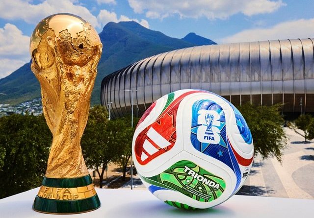 O Shopping Ponta Negra recebe uma exposição especial em parceria com a Adidas reunindo 15 bolas oficiais que marcaram gerações do futebol mundial.