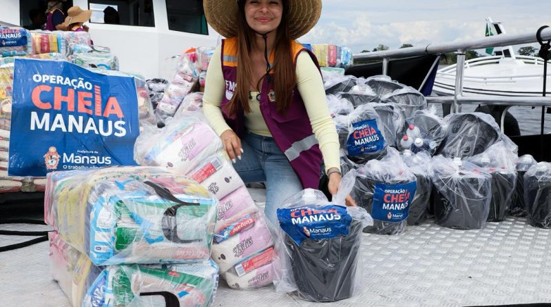 Vivi Lira ganha projeção política com atuação no Fundo Manaus Solidária