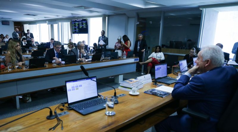 Proposta reduz jornada sem corte de salário