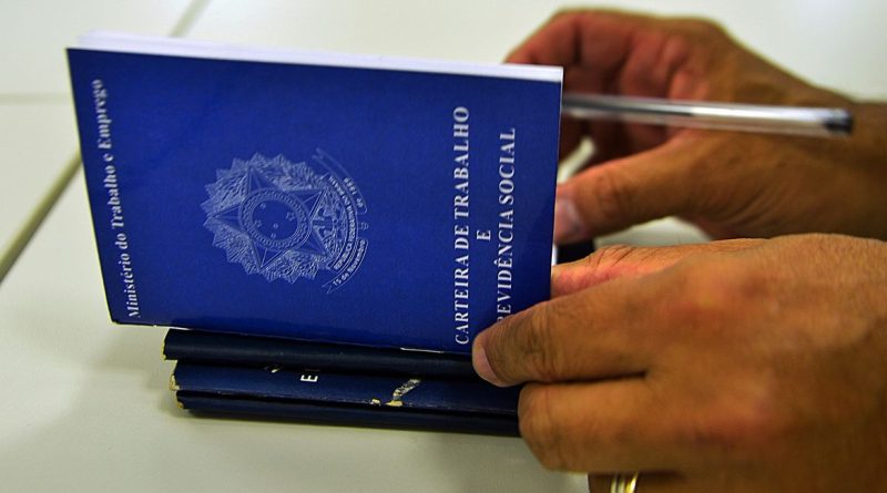 São Paulo lidera geração de empregos em maio