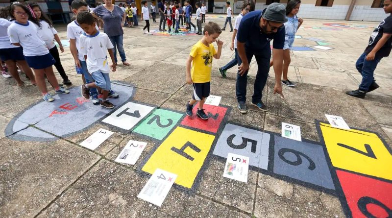 Governo altera calendário escolar para Copa Feminina