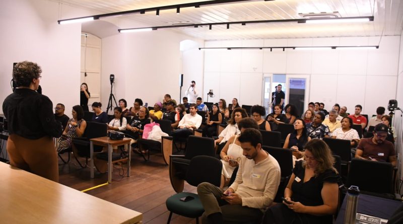 BNDES aposta nas periferias e libera milhões para comunidades