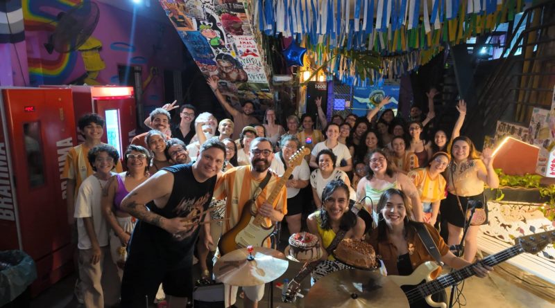 Uma Póvoas lança álbum após sucesso de “Vida + Leve”