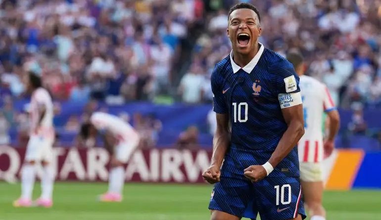 Combate ao racismo exige mudanças além do futebol