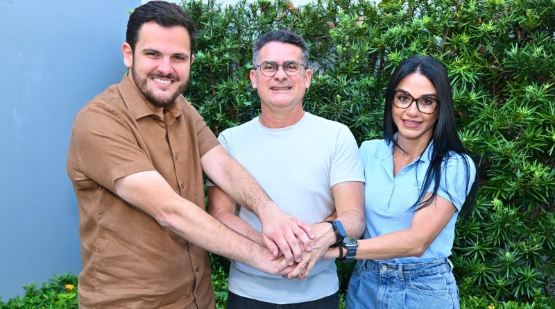 Shádia Fraxe destaca saúde ao lado de David Almeida