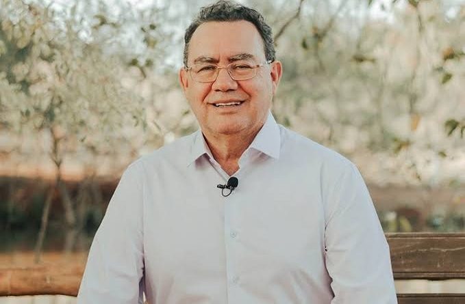 Augusto Cury chega a 4% em nova pesquisa