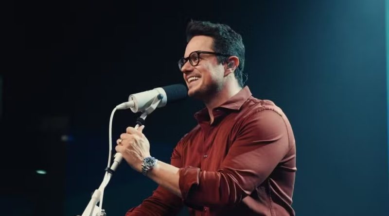 Deive Leonardo apresenta O Despertar em Manaus