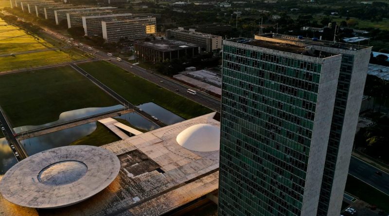 Eleições 2026: o que fazem deputados e senadores?