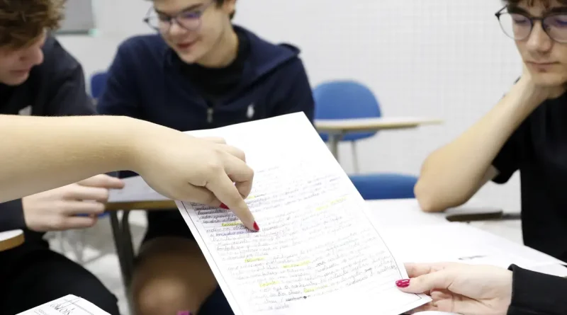 Correção da redação do Encceja explicada