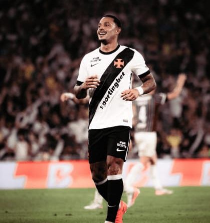David Corrêa, do Vasco, é alvo de operação no Rio