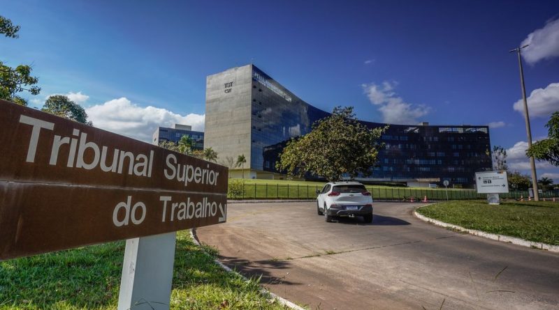 Ameaça de demissão por voto pode ser assédio eleitoral