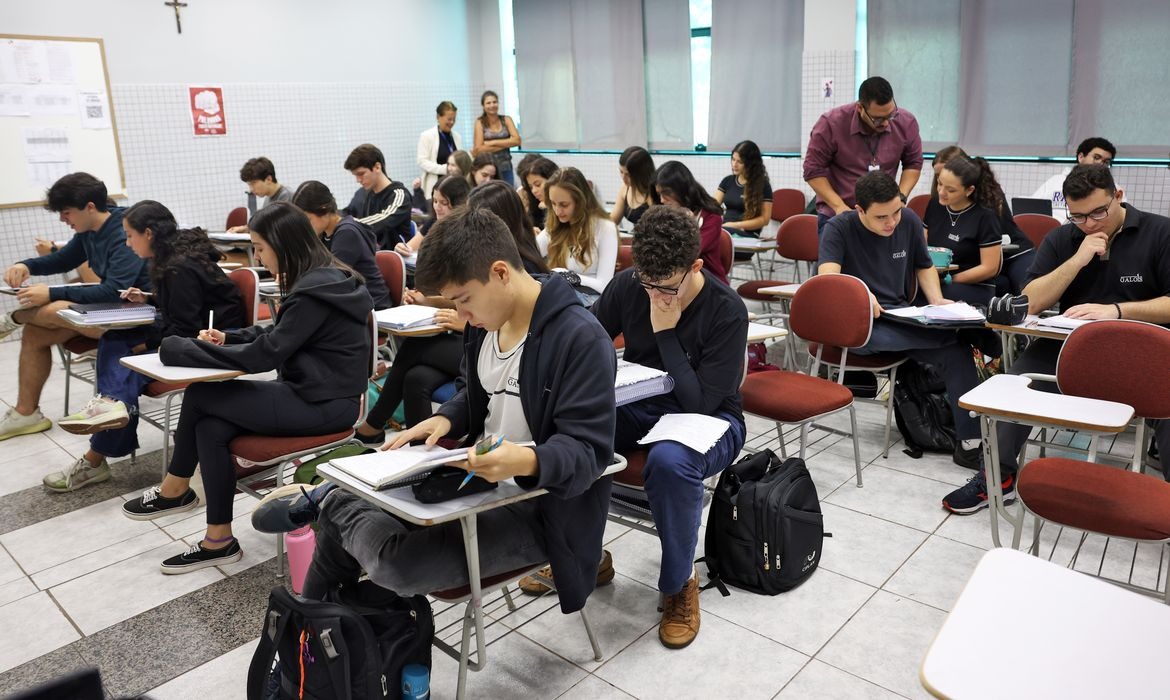 Como solicitar a Bolsa Permanência de R$ 700 do Prouni