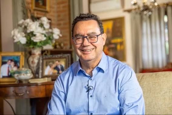 Augusto Cury faz primeira candidatura à Presidência