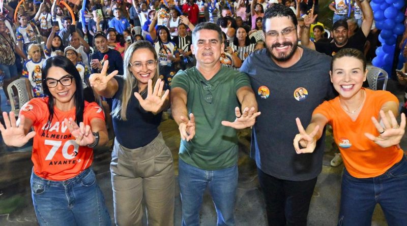 David Almeida apresenta propostas de emprego e moradia em Manaus