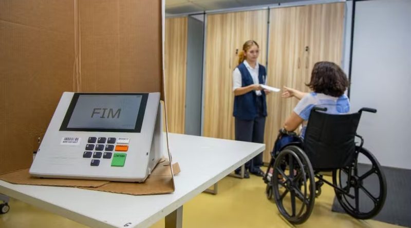 Transporte gratuito para eleitores com deficiência no AM