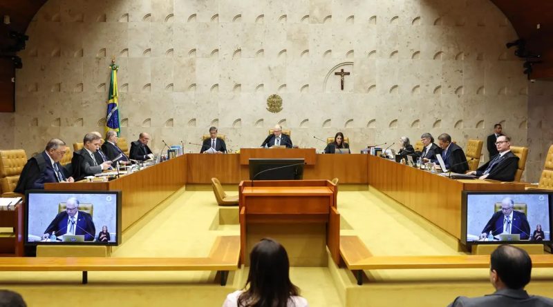 Fachin pede que ministros deixem disputas pessoais de lado em julgamento no STF