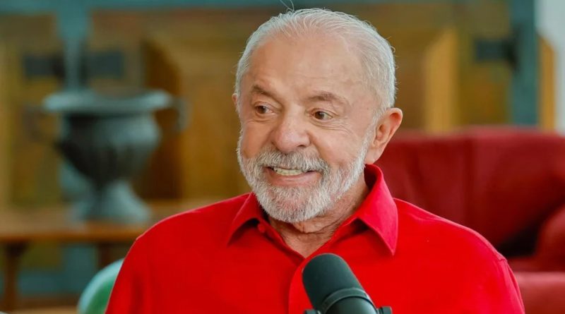 Lula assina reajuste de 15% do Bolsa Família; piso vai a R$ 691
