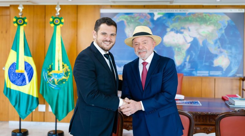 Renato Junior garante R$ 100 milhões para Manaus