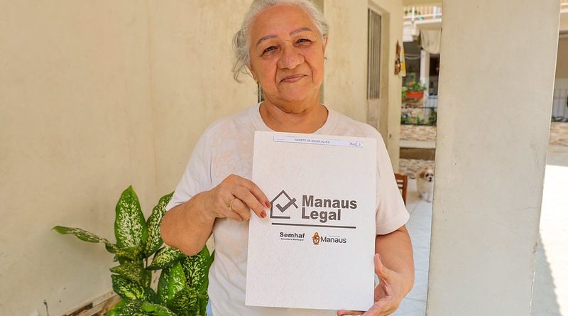 Manaus entrega 626 títulos definitivos de imóveis