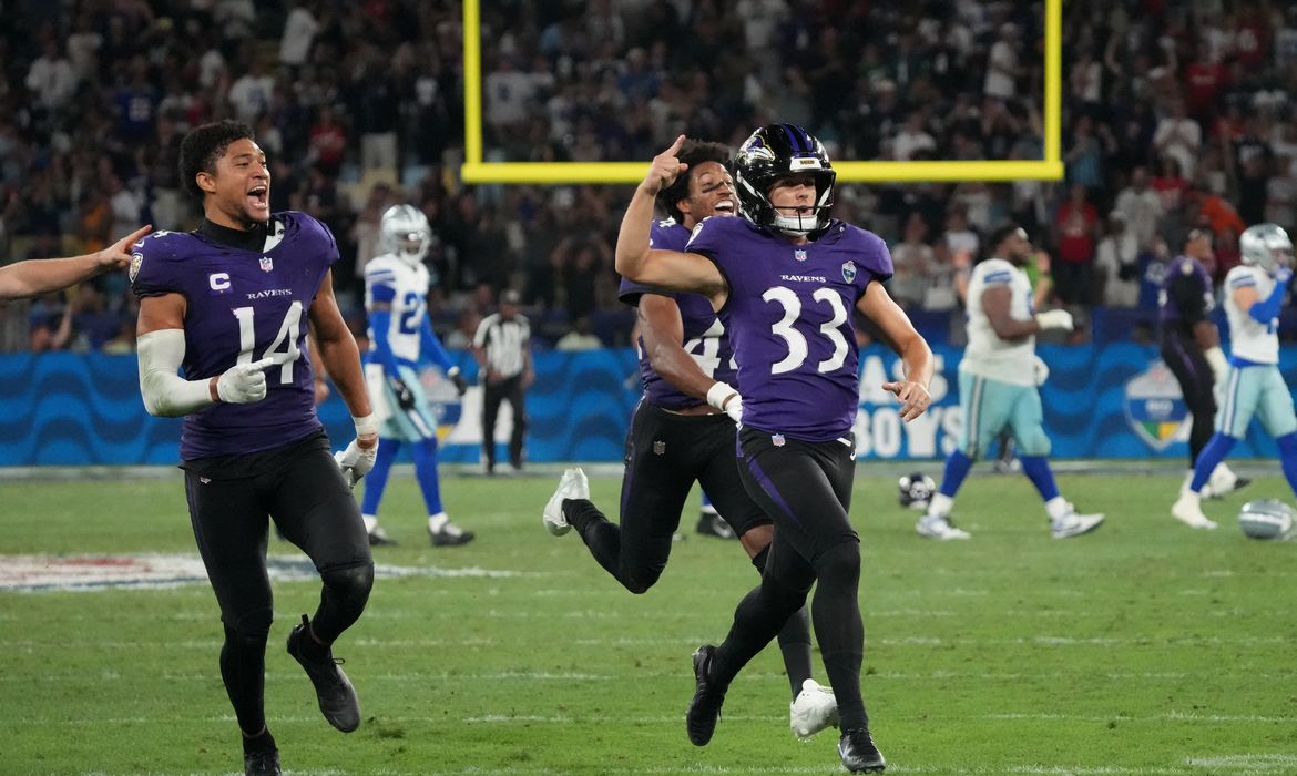 Ravens vencem Cowboys no último segundo no Maracanã