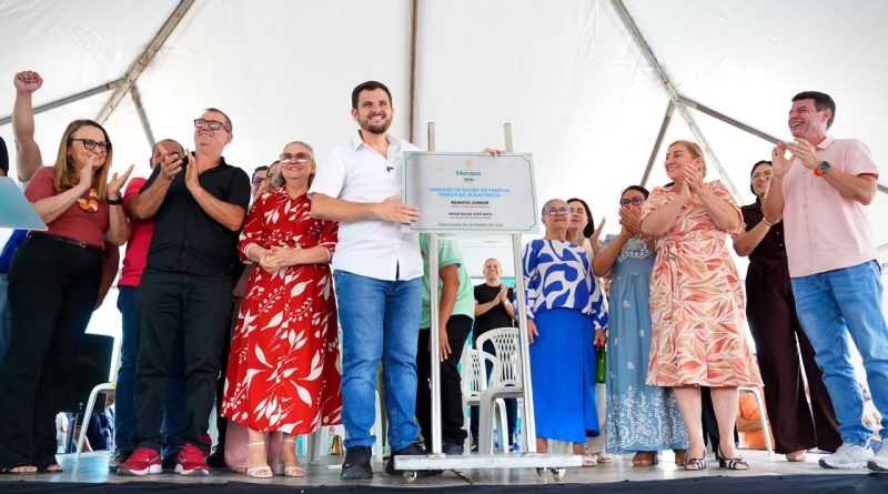 Renato Junior inaugura USF para 30 mil moradores em Manaus