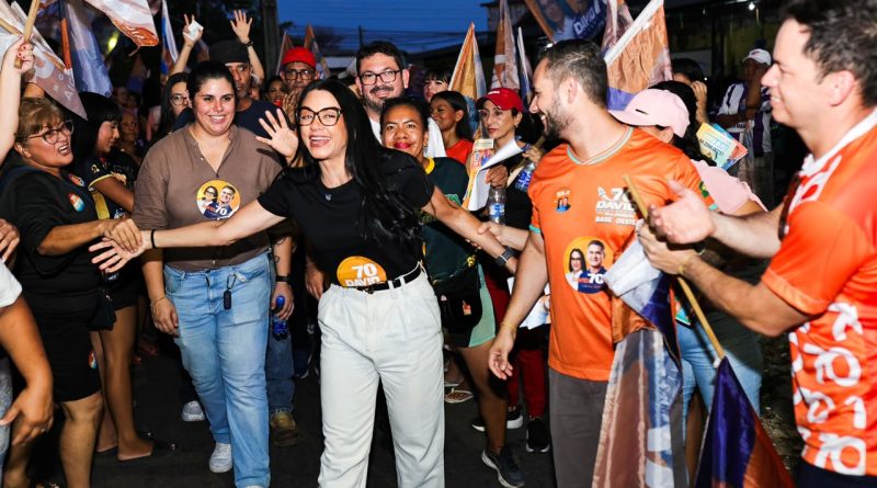 Dra. Shádia reforça agenda de David Almeida em Manaus