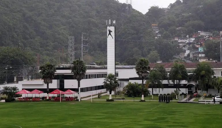 Santos regulariza ocupação do CT Rei Pelé por 20 anos