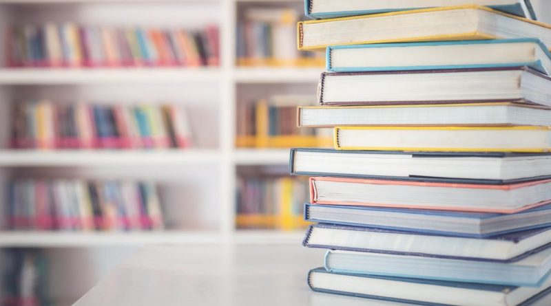 Biblioteca , Livros . Foto: SKT Studio/ Adobe Stock