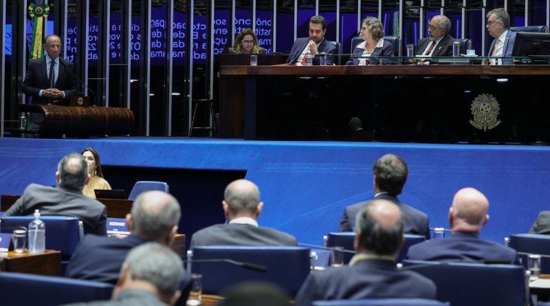 Brasília – DF – 01/07/2026 - Sessão semipresencial para debater os impactos sociais, econômicos e produtivos da proposta de emenda à Constituição que trata da redução da jornada de trabalho e do fim da chamada escala 6x1 no Brasil. ( Presidente da Fiesp, Paulo Skaf ) Foto: Lula Marques/ Agência Brasil