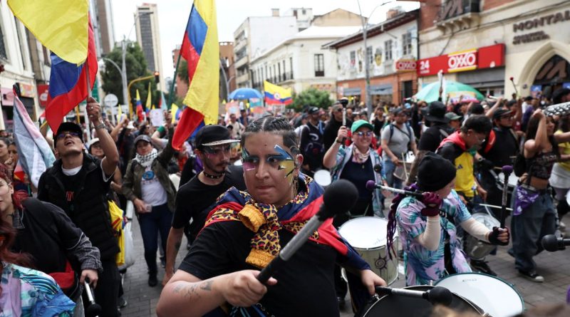 Demonstrators take part in a protest against the government of Colombian President Abelardo De La Espriella and its proposed labour and pension reforms, during a nationwide demonstration, in Bogota, Colombia, October 14, 2026. REUTERS/Luisa Gonzalez