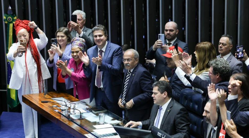 Brasília – DF – 14/10/2026 - Sessão do Senado que votou o fim da escala 6X1. Lula Marques/Agência Brasil.