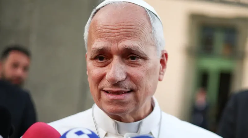 Papa Leão 14 deixa a residência papal em Castel Gandolfo para retornar ao Vaticano 16 de junho de 2026 REUTERS/Guglielmo Mangiapane