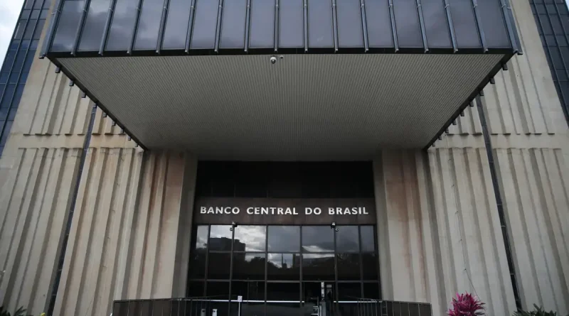 Edifício-sede do Banco Central no Setor Bancário Norte, em lote doado pela Prefeitura de Brasília, em outubro de 1967