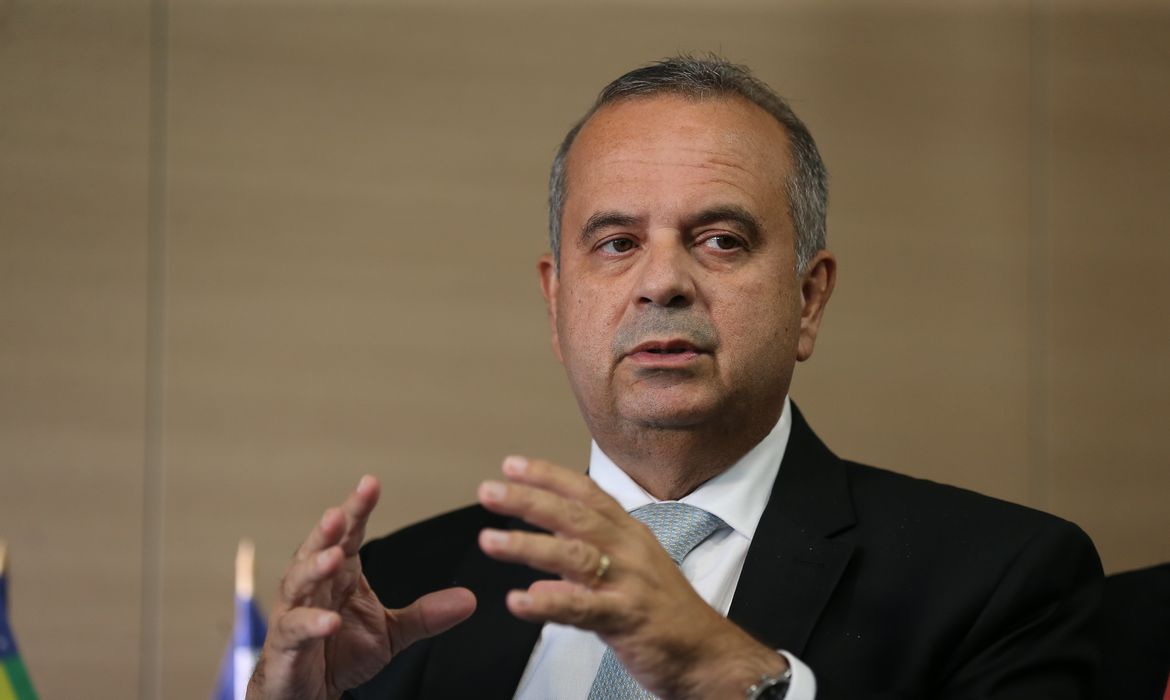 Coordenador de campanha se diz surpreso com fuga de Flávio