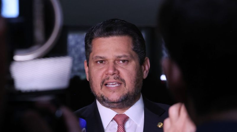 Brasília – DF – 18/06/2026 – Presidente do Congresso Nacional, Davi Alcolumbre, durante coletiva a imprensa. Foto: Lula Marques/Agência Brasil.